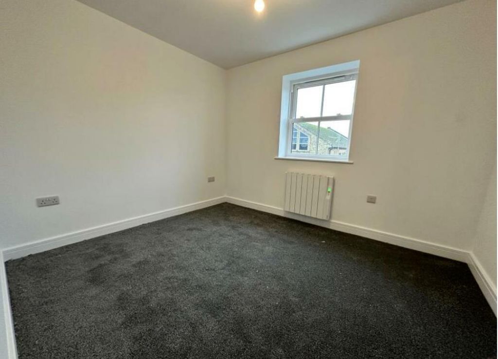 Property photo 3 of 8 Bedroom 2