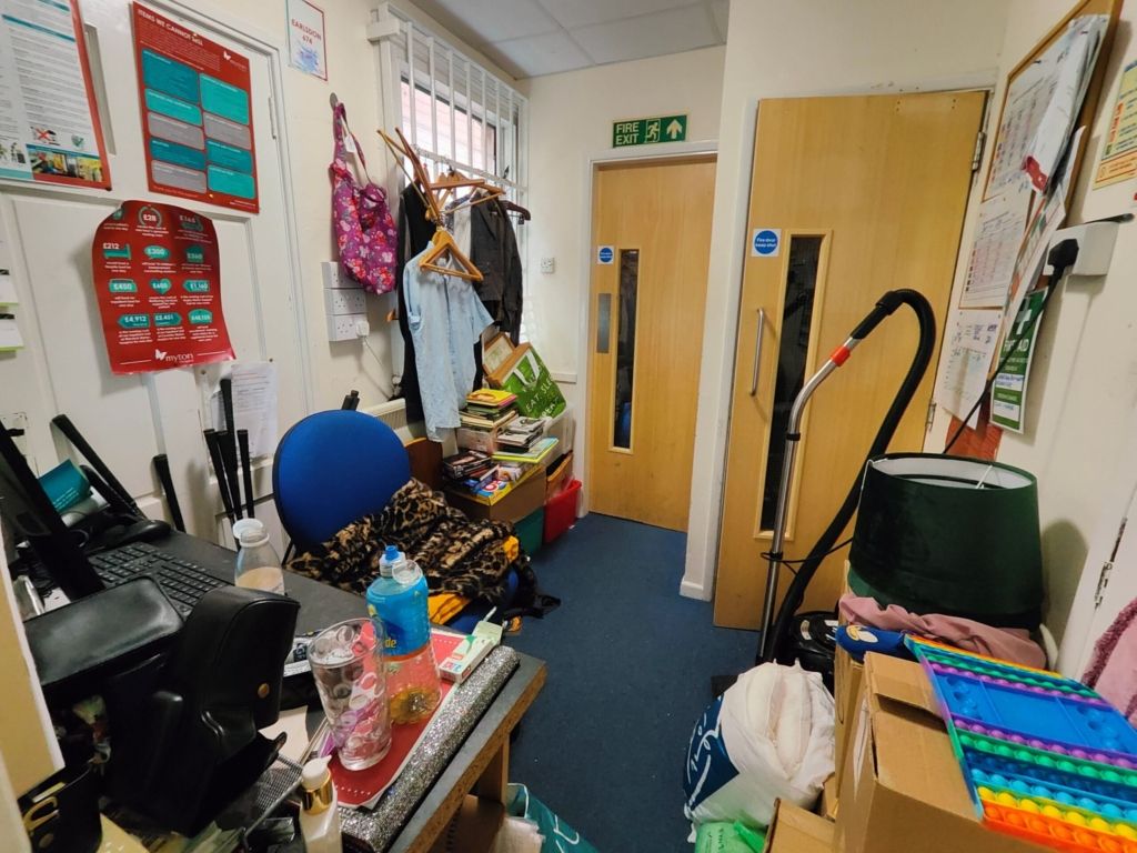 Property photo 3 of 5