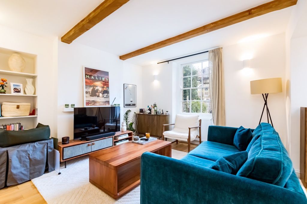 Property photo 2 of 20 Lounge/Dining Room