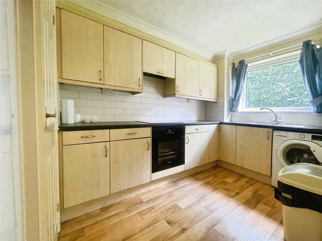 Property photo 2 of 6 Picture No. 05