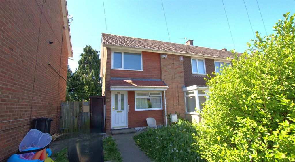 Property photo 1 of 7 Front