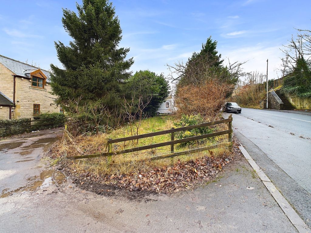 Property photo 3 of 4 Cam03813G0-Pr0065-Still027