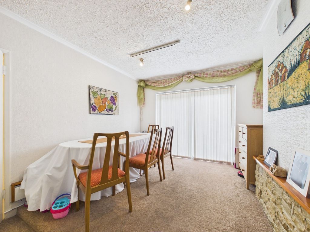 Property photo 3 of 15 5010163