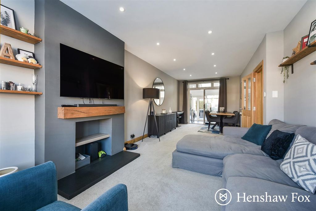 Property photo 3 of 15 Ph6_6308249 - Copy.Jpg