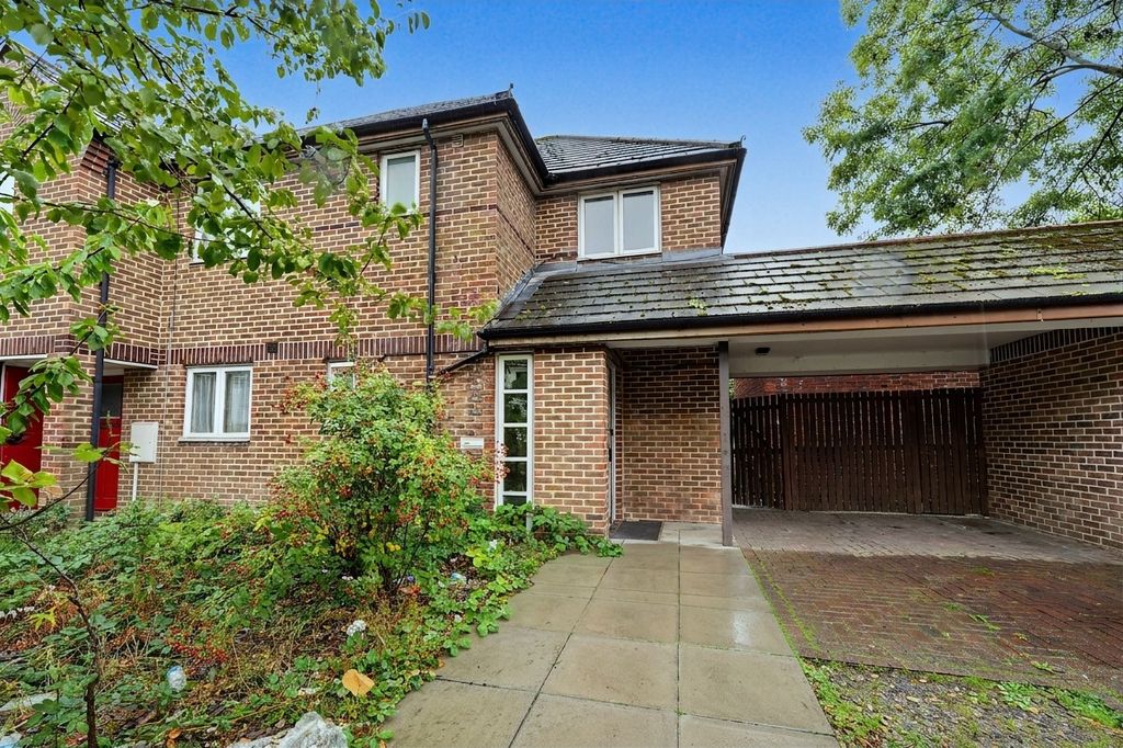 Property photo 2 of 15