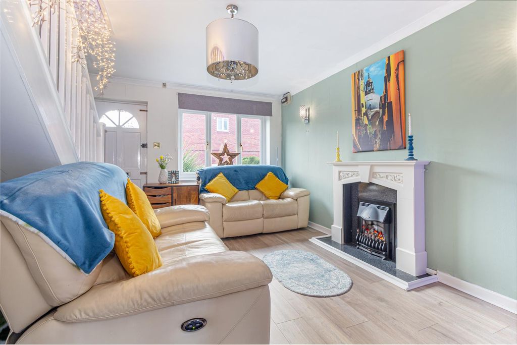 Property photo 2 of 21 Living-Room-5.Jpg