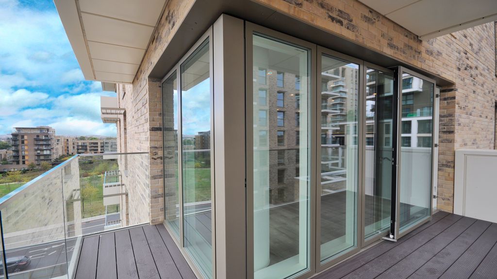 Property photo 3 of 10 Photo 04