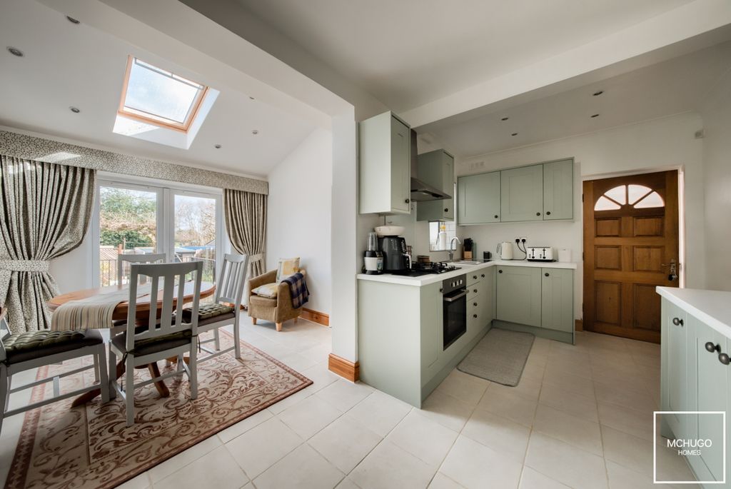 Property photo 1 of 14 Xt5A0388-Hdr(3)