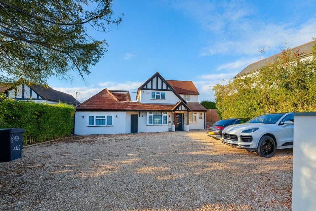 Property photo 1 of 9