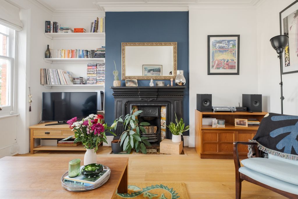 Property photo 1 of 14