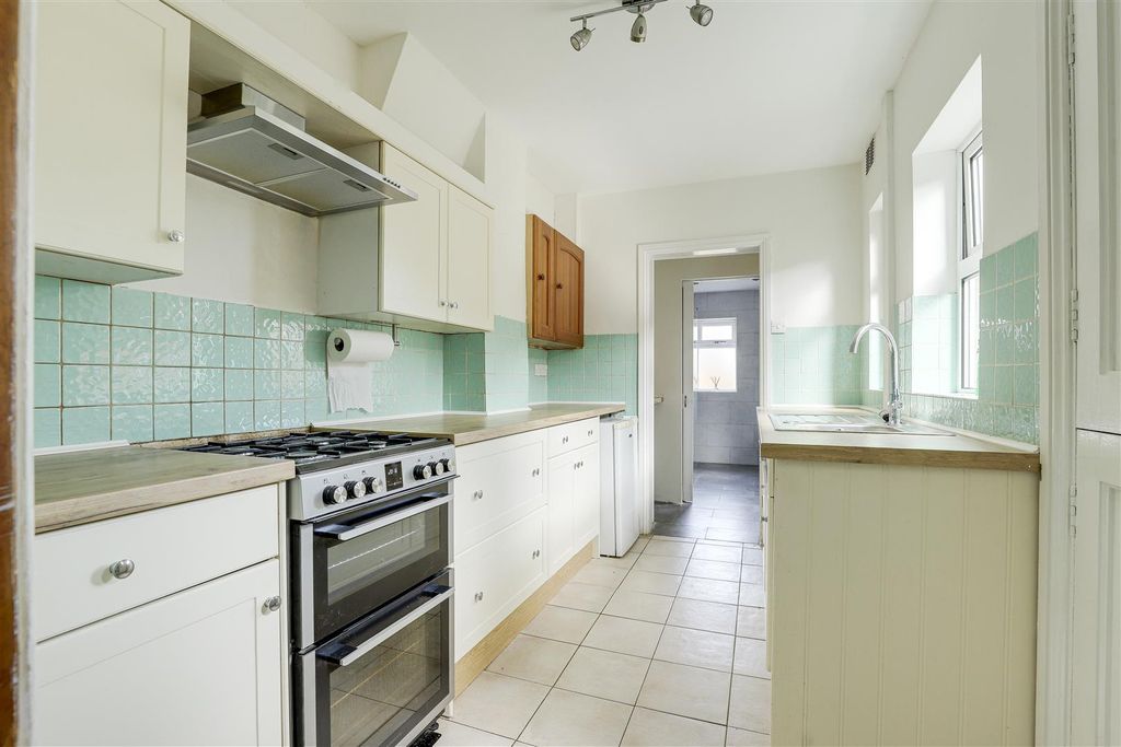 Property photo 3 of 16 01.Jpg
