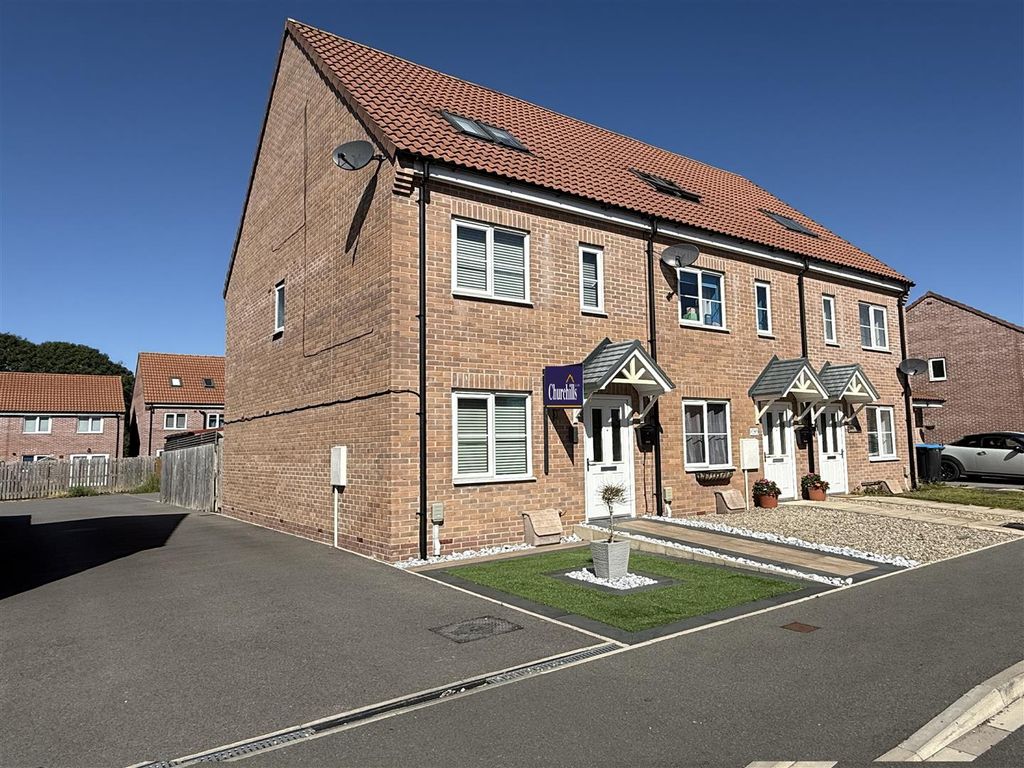 Property photo 1 of 11 9090.Jpg