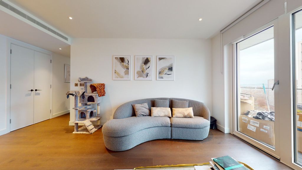 Property photo 2 of 38