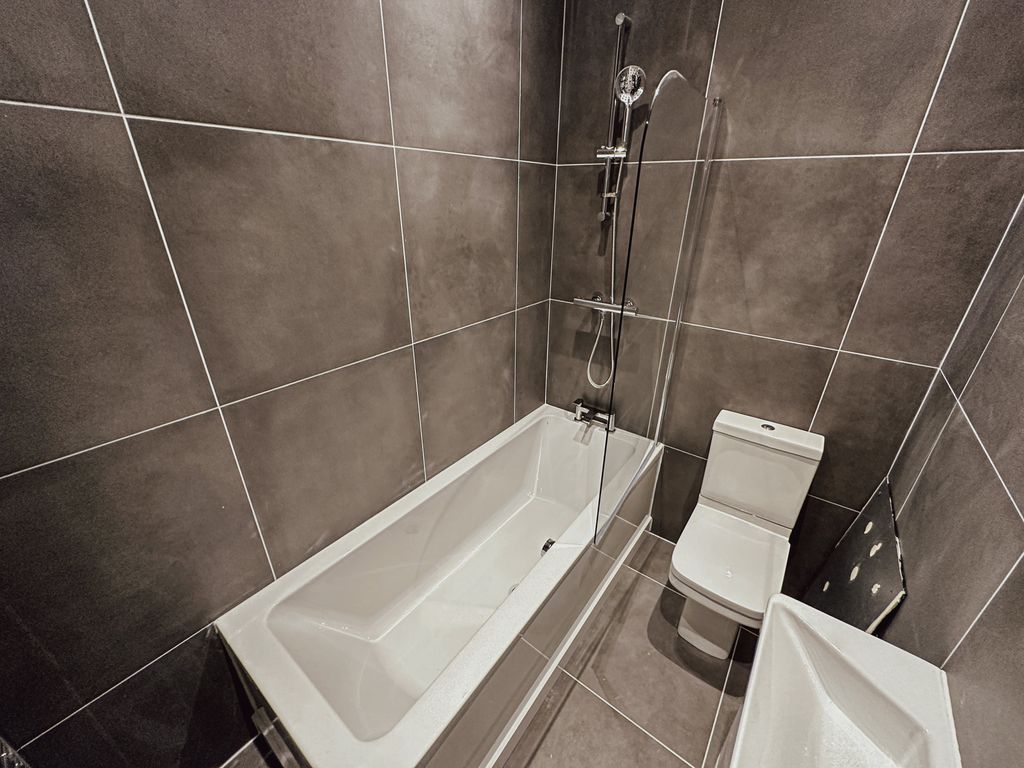 Property photo 3 of 8 13-File_009