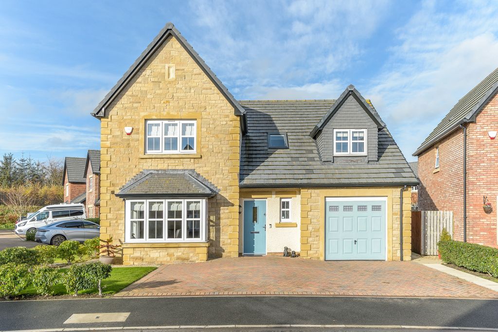 Property photo 1 of 36 Photo 1