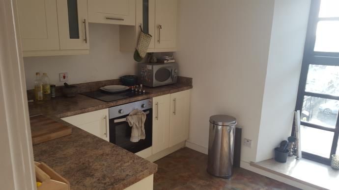 Property photo 2 of 5 Kitchen