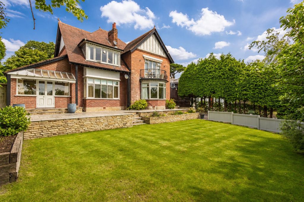 Property photo 1 of 16 External 1