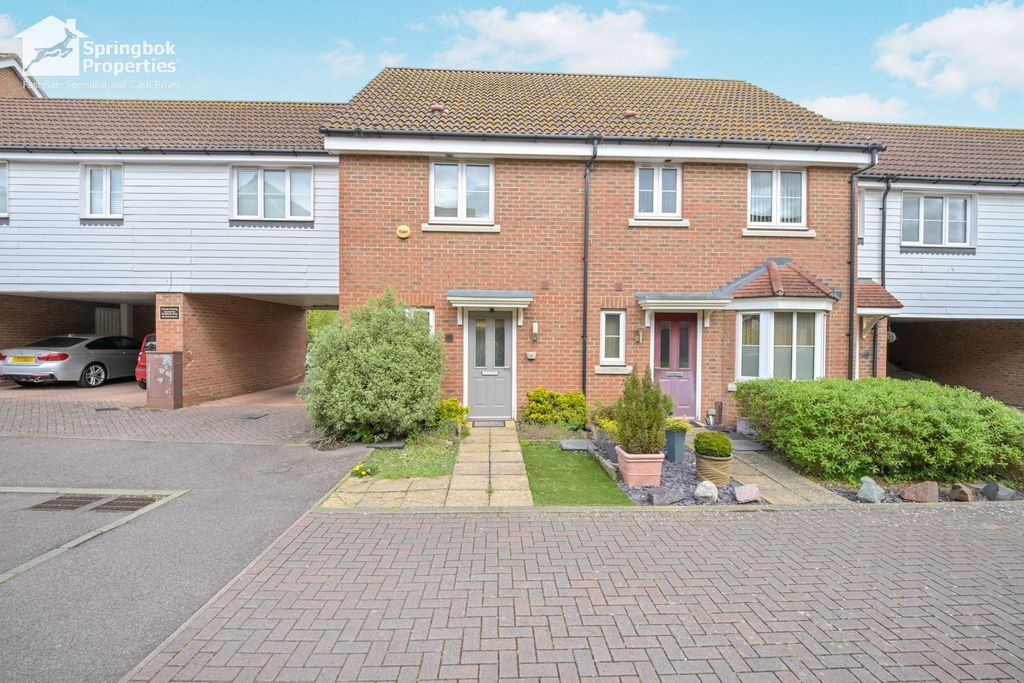 Property photo 1 of 11 Front View