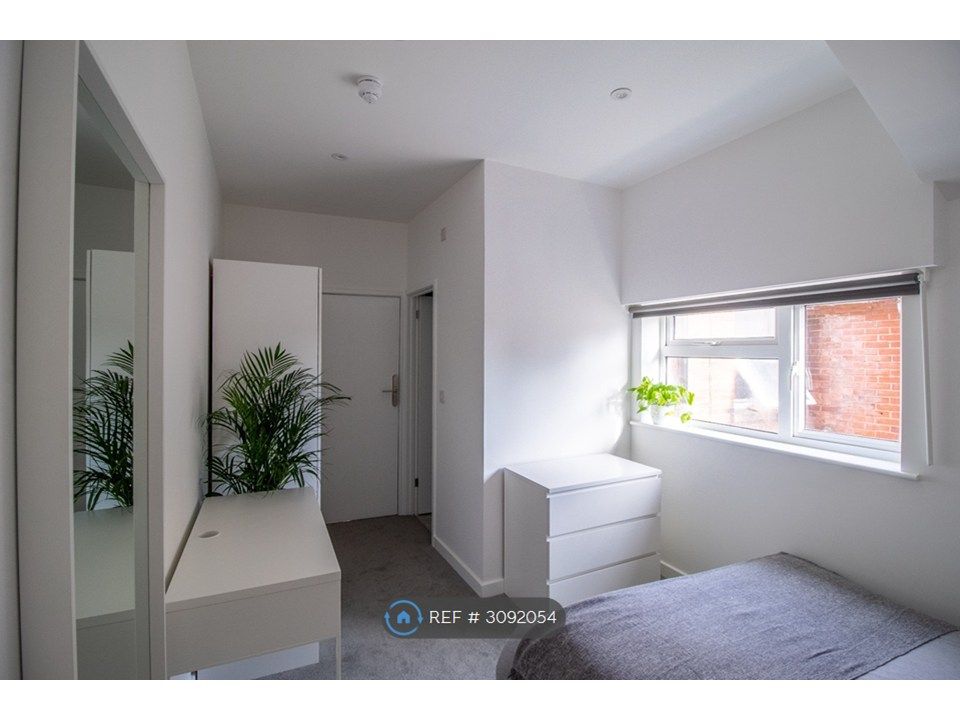 Property photo 2 of 4