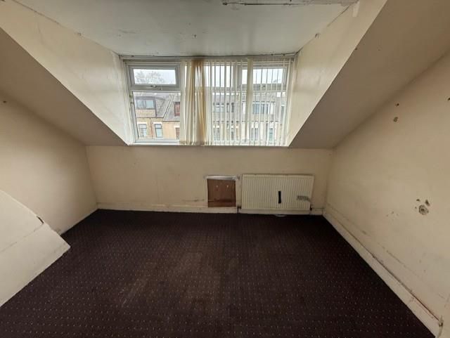 Property photo 3 of 7 Bedroom Four