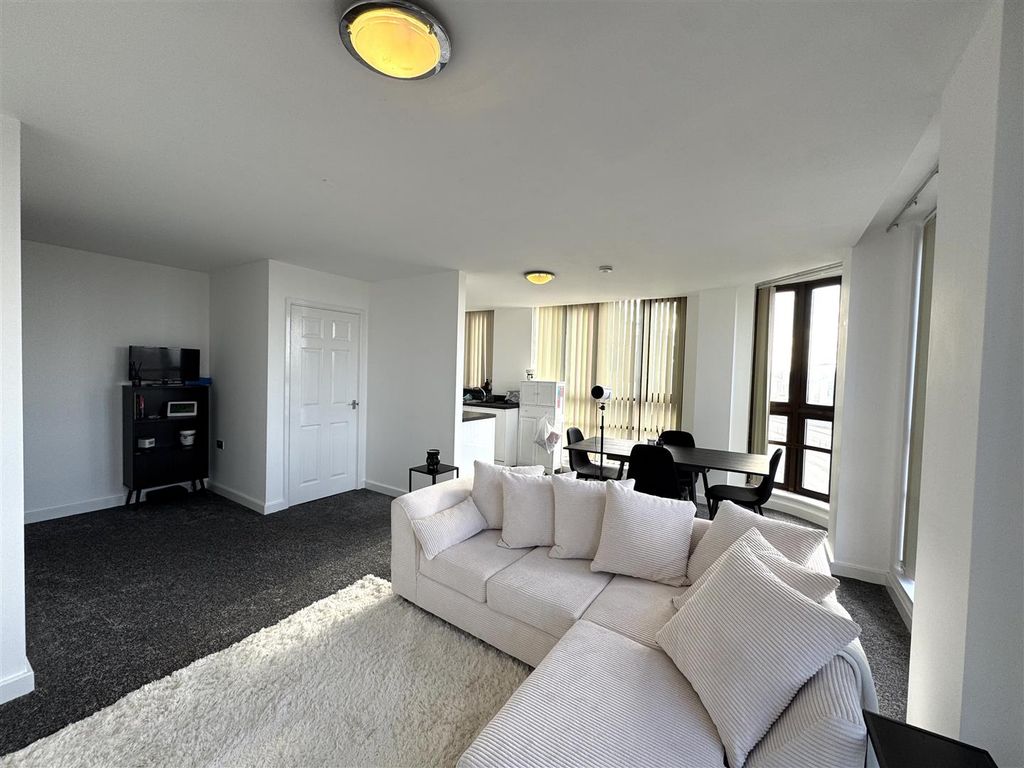 Property photo 3 of 14 Living Room Pic 2.Jpg