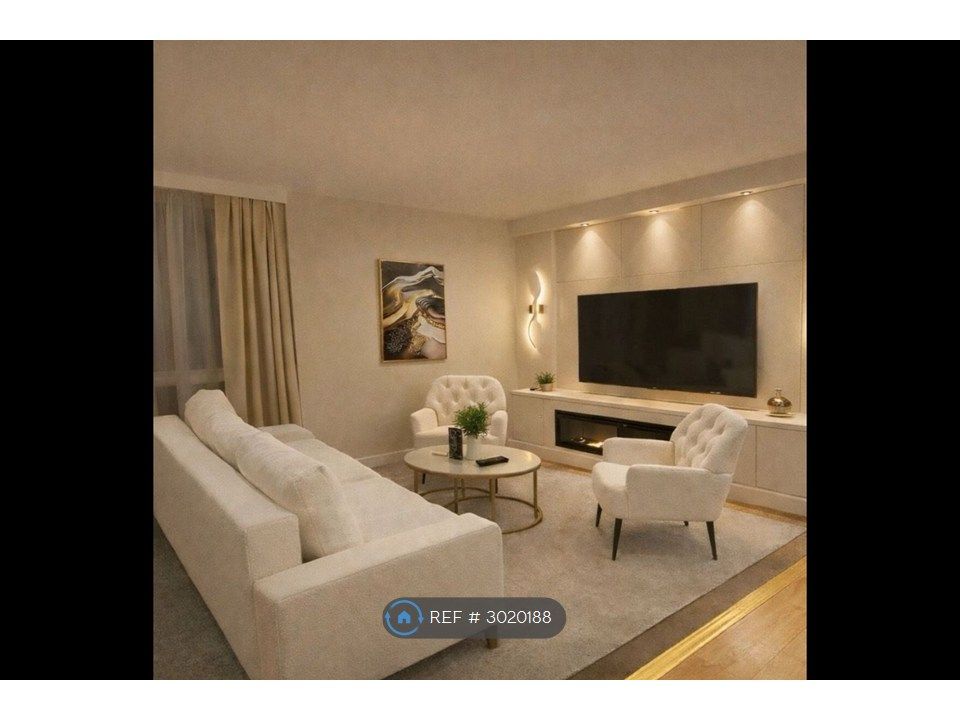 Property photo 1 of 6 Living Area