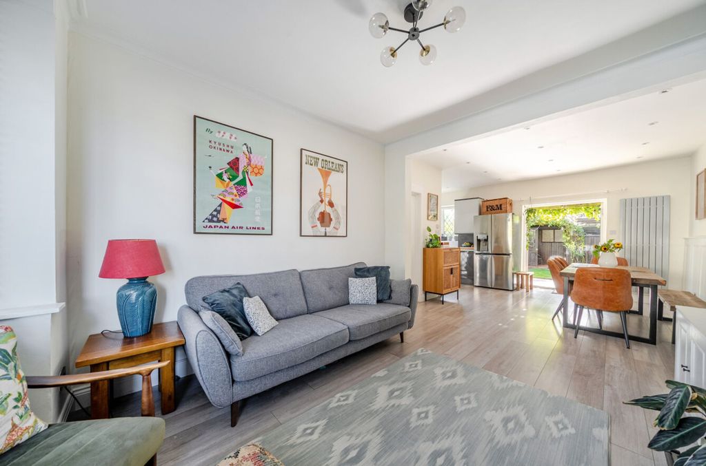 Property photo 1 of 19