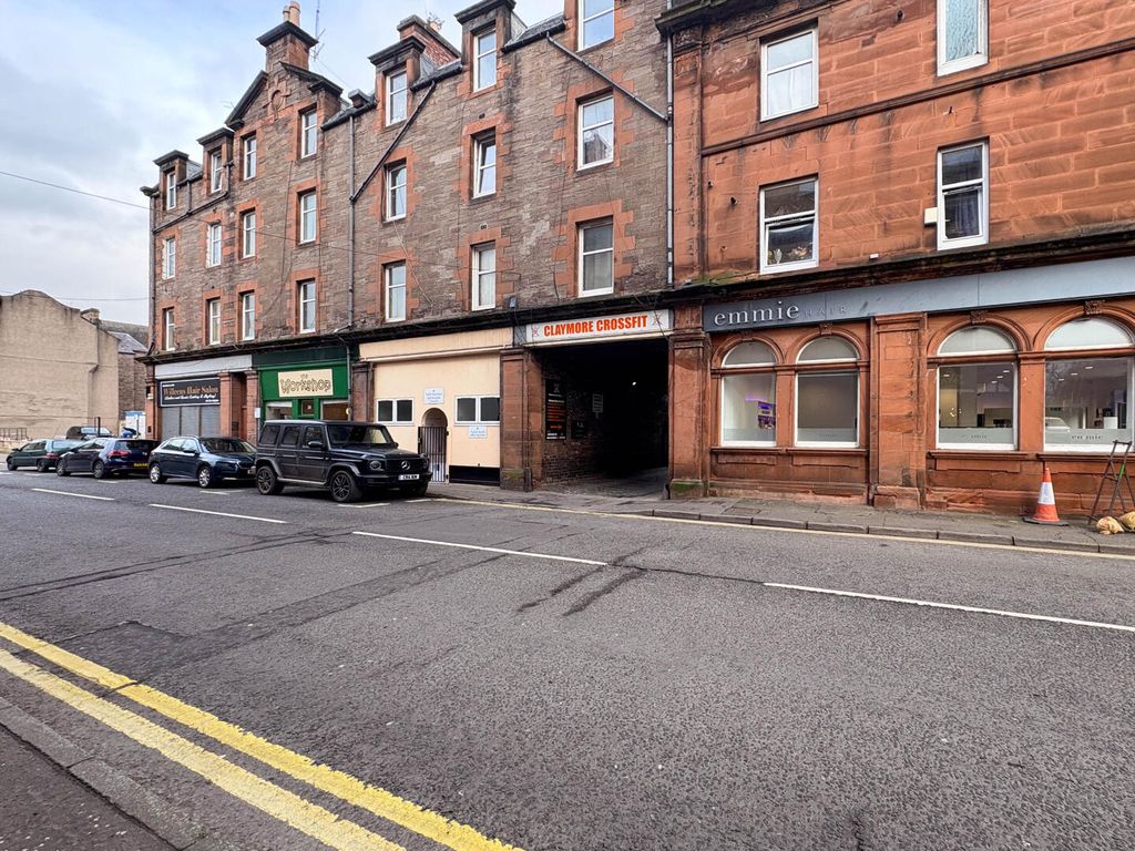 Property photo 1 of 10 Front (Exterior)