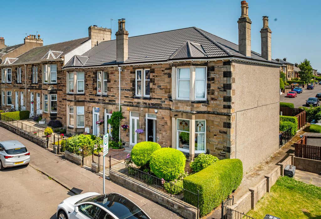 Property photo 1 of 33