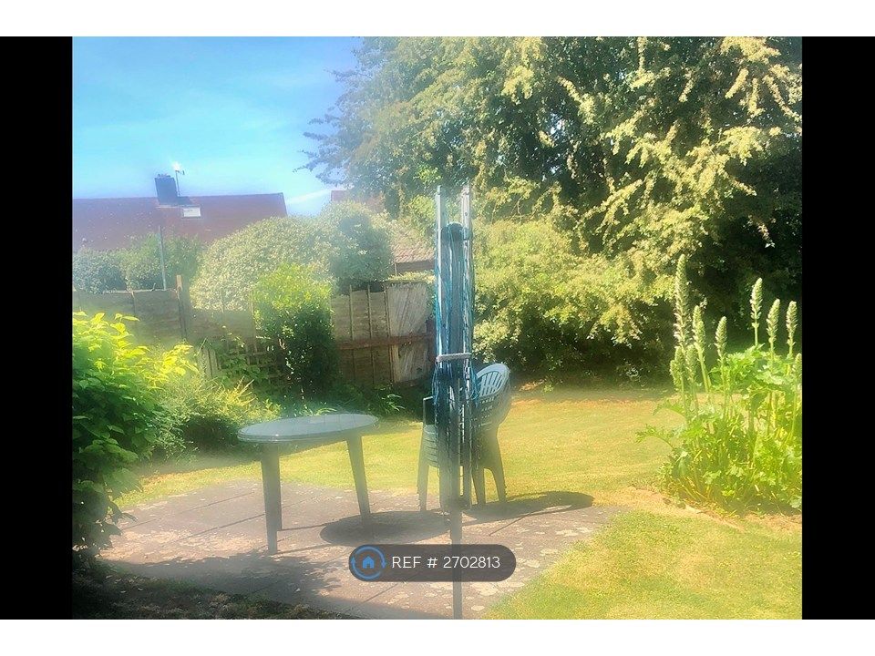 Property photo 3 of 33 Secluded Garden &amp; Patio