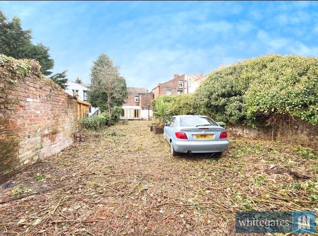 Property photo 2 of 25 Picture No. 23