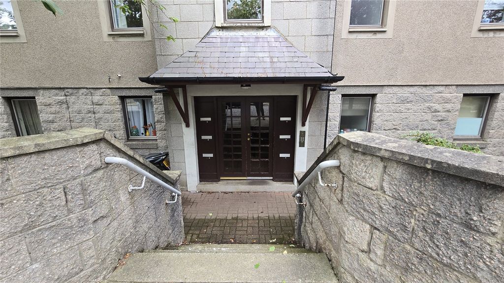 Property photo 2 of 8 Picture No. 03