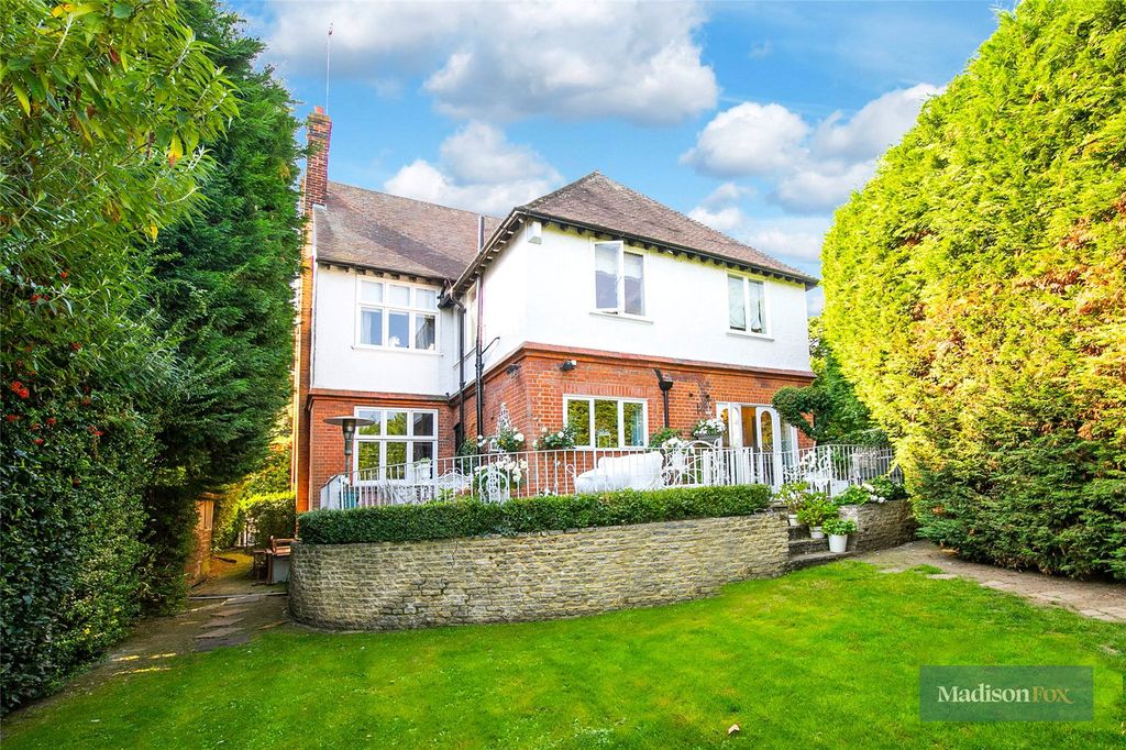 Property photo 3 of 25 Picture No. 49