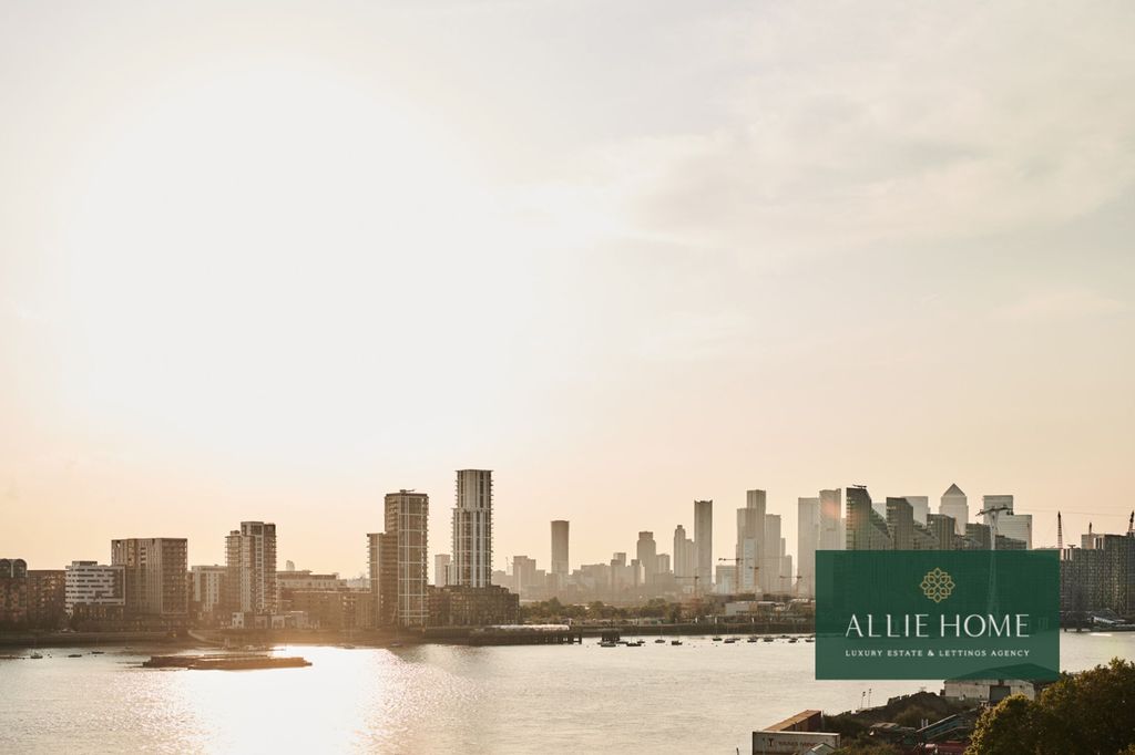 Property photo 1 of 30