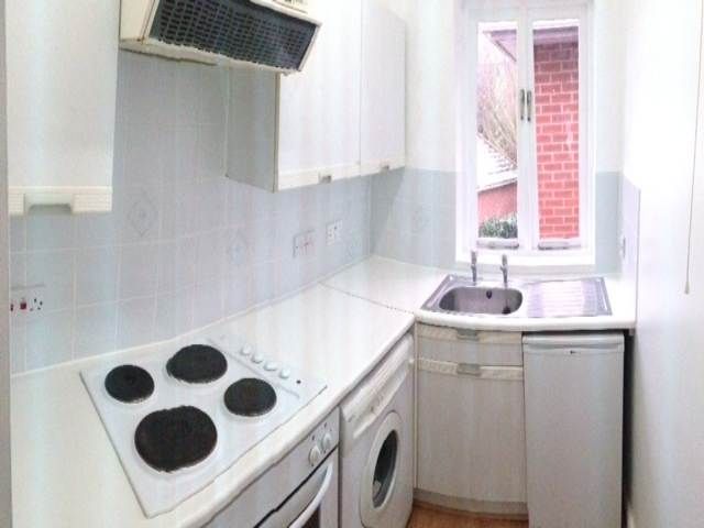 Property photo 2 of 4 Kitchen