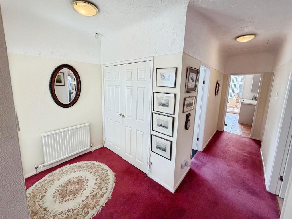 Property photo 3 of 50 3B045ba7--4BA2-B650-E8354Adcbbf9-18397-0000071Dae4