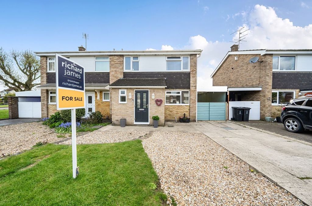 Property photo 1 of 11 1447346269E121Fd110A2