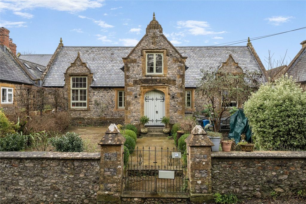 Property photo 1 of 29 Picture No. 03