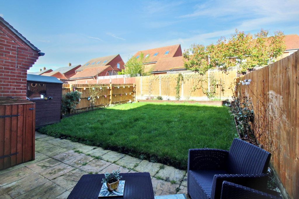 Property photo 3 of 14