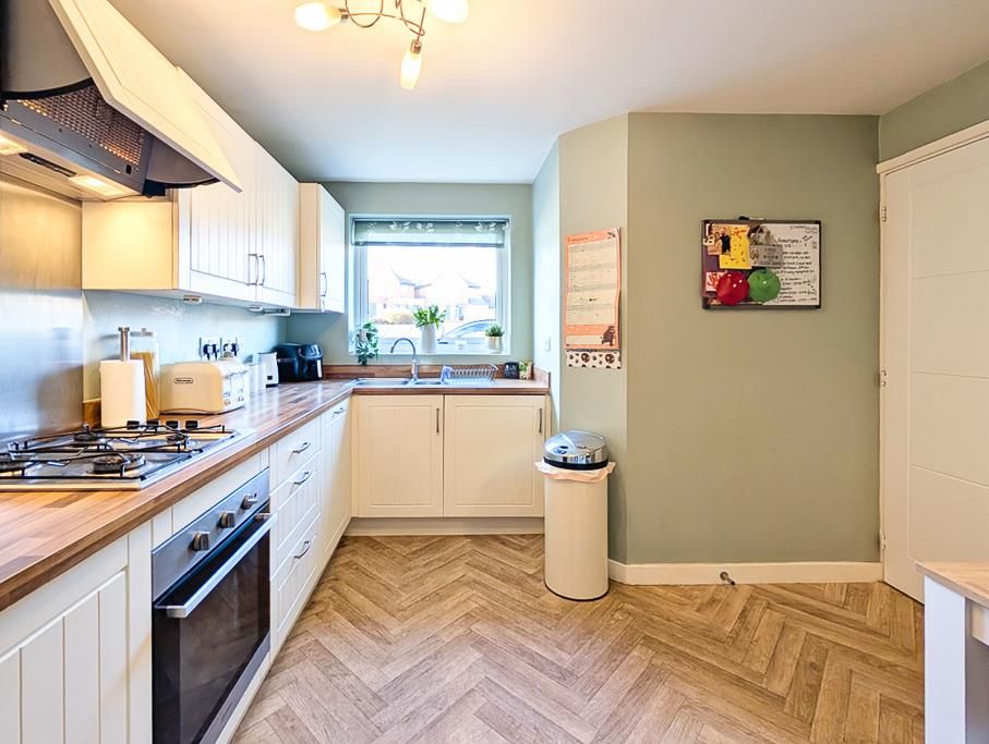 Property photo 3 of 30 18.Jpg