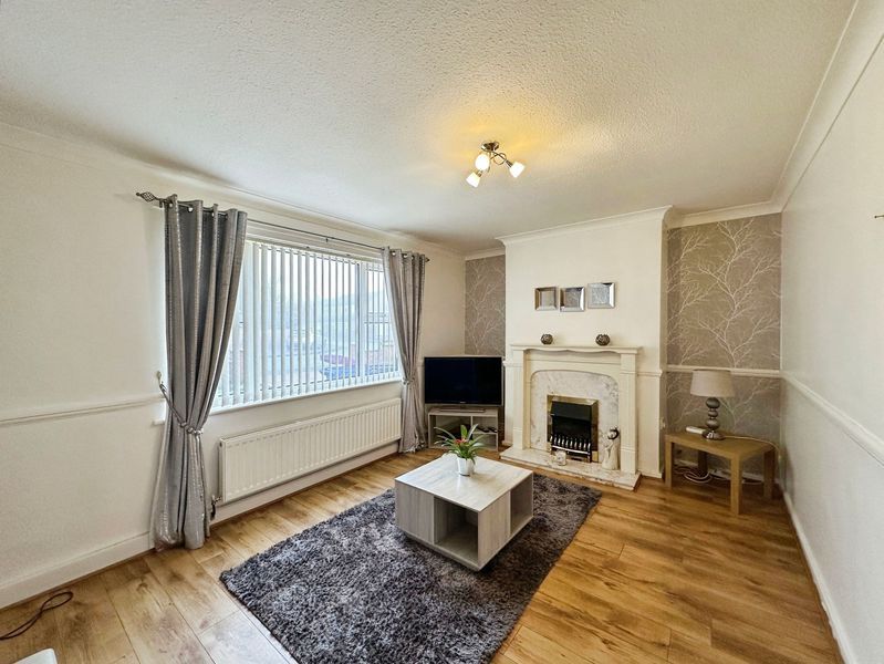 Property photo 3 of 14 Photo 12