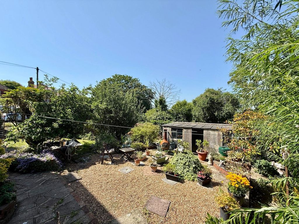 Property photo 3 of 14 Picture No. 06