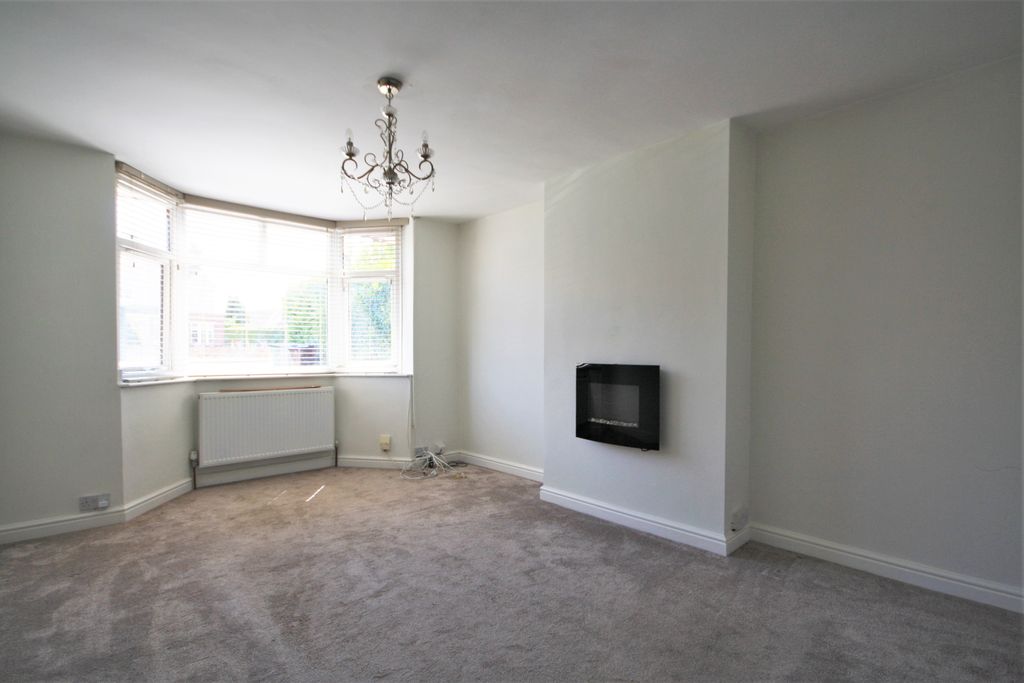 Property photo 2 of 13 Img_3001