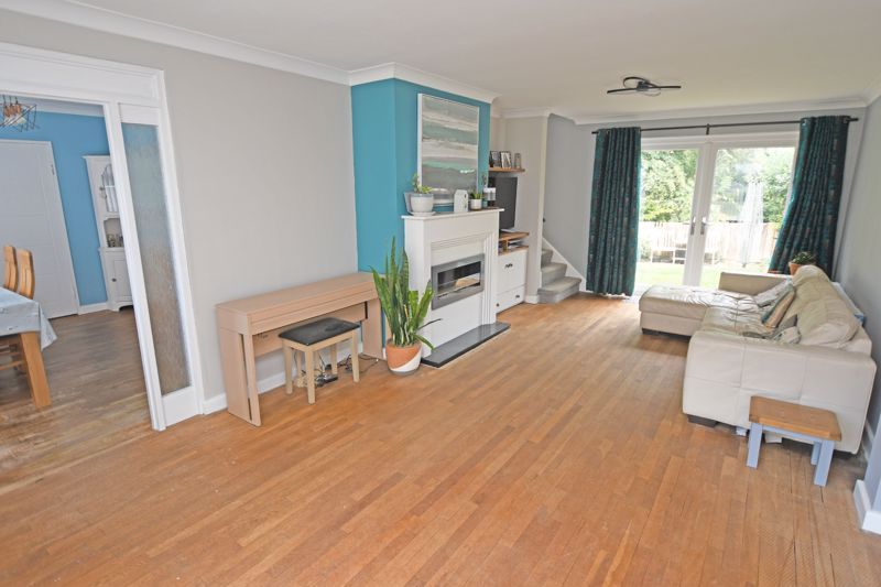 Property photo 3 of 19 Photo 9