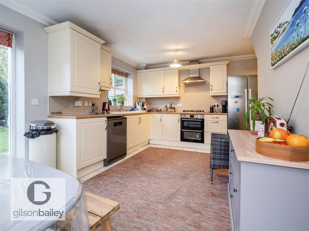 Property photo 3 of 29 64Vanguardchase-33.Jpg