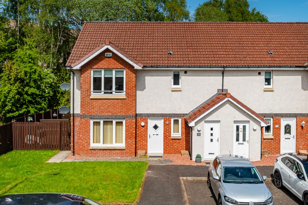 Property photo 1 of 32