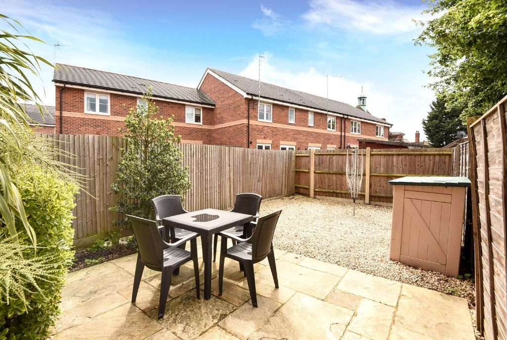 Property photo 2 of 8 Picture No. 01