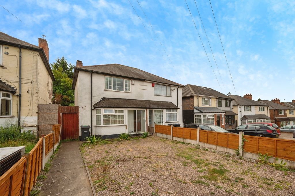Property photo 2 of 17