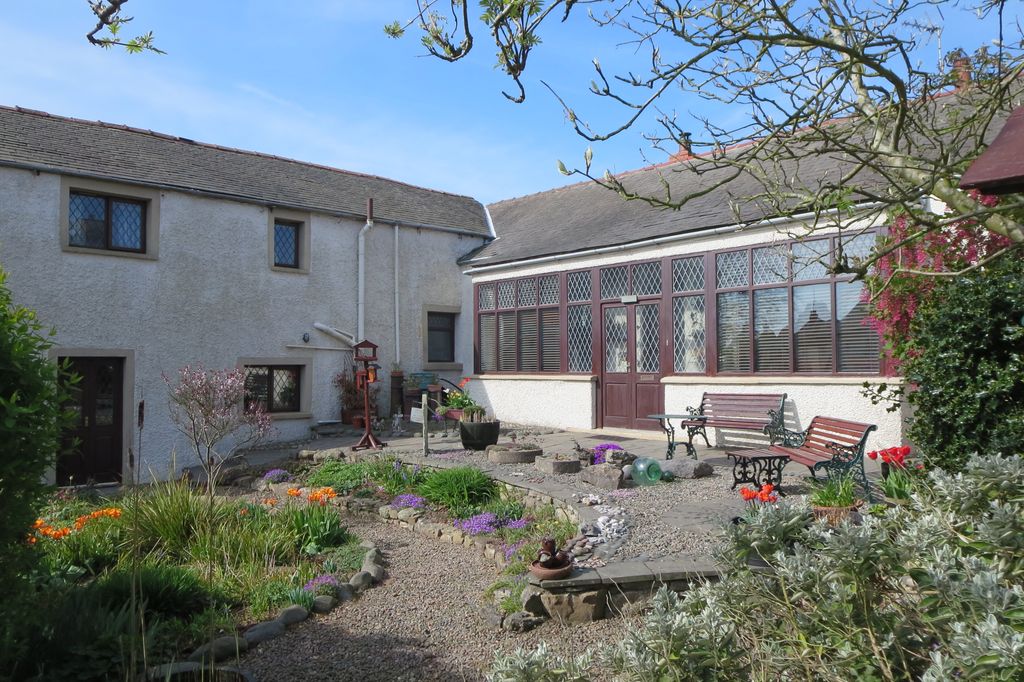 Property photo 1 of 36