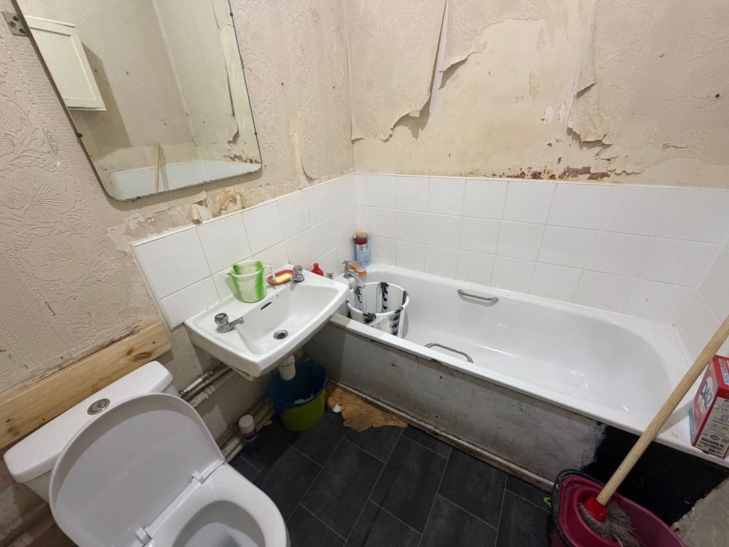 Property photo 3 of 4 Img_1482